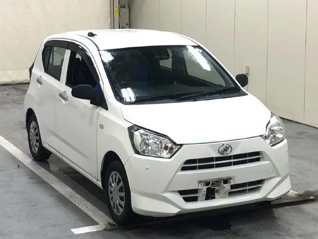 Daihatsu Mira e:S LA350S 2021